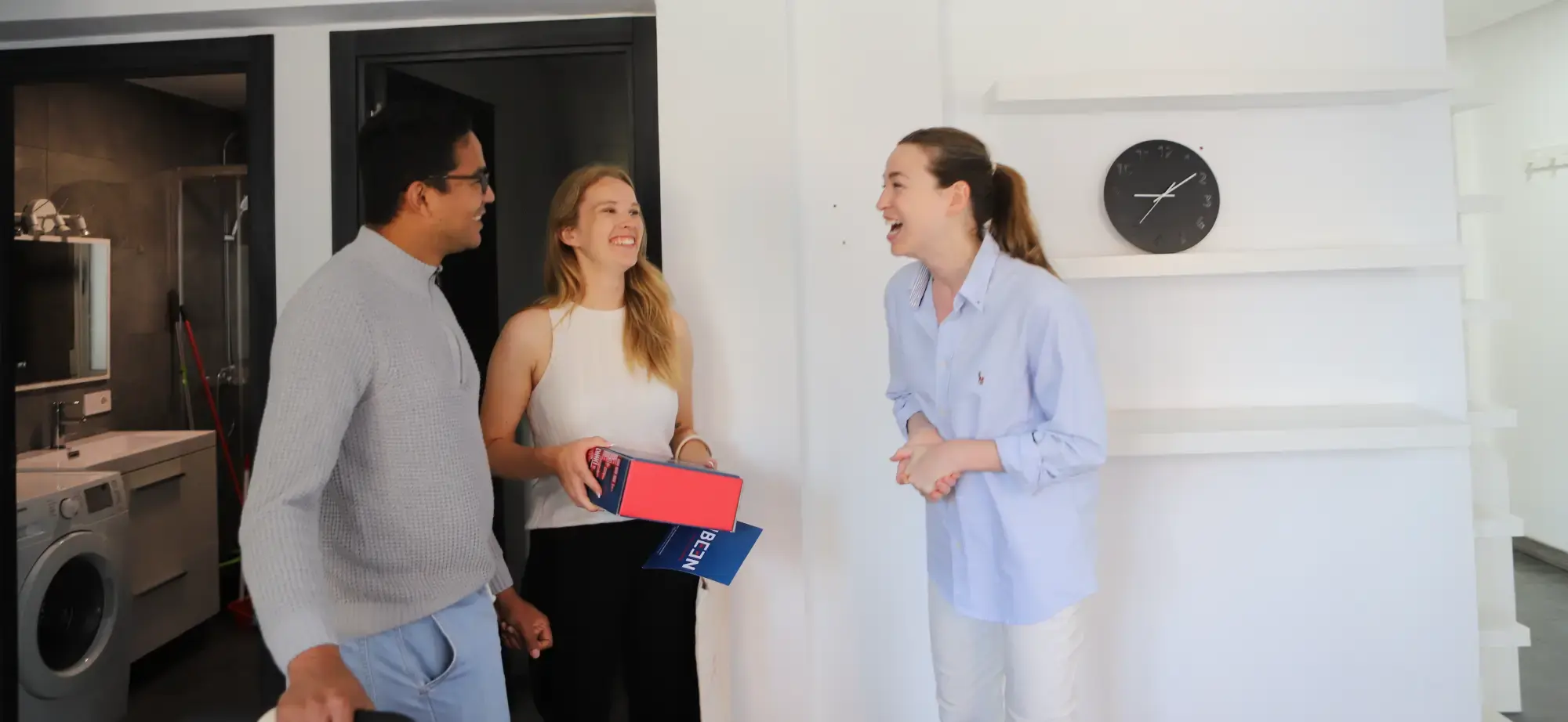 Karolina encontrando su alternativa a la hipoteca con Libeen
